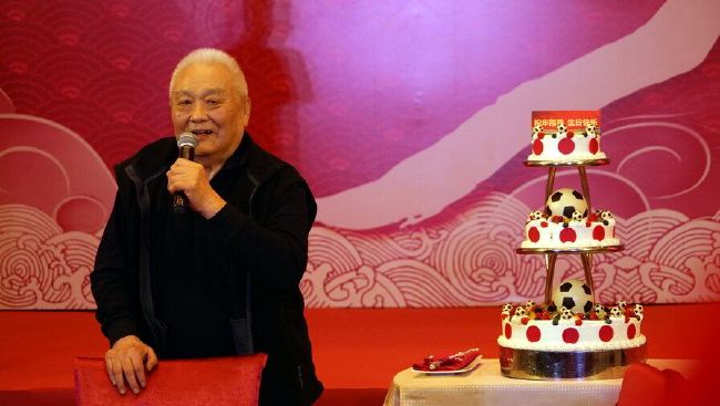 亚洲国产人成中文幕一级二级