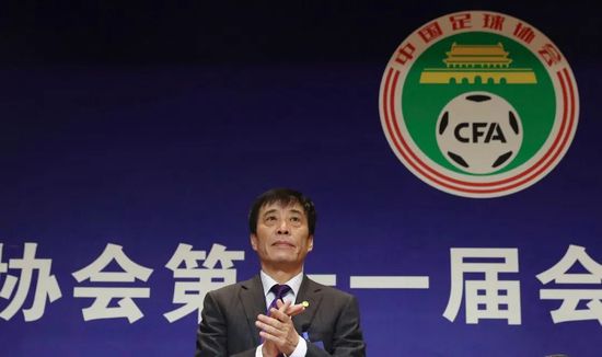 成人国产在线24小时播放视频